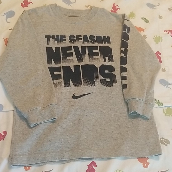 Nike Other - Nike long sleeve shirt